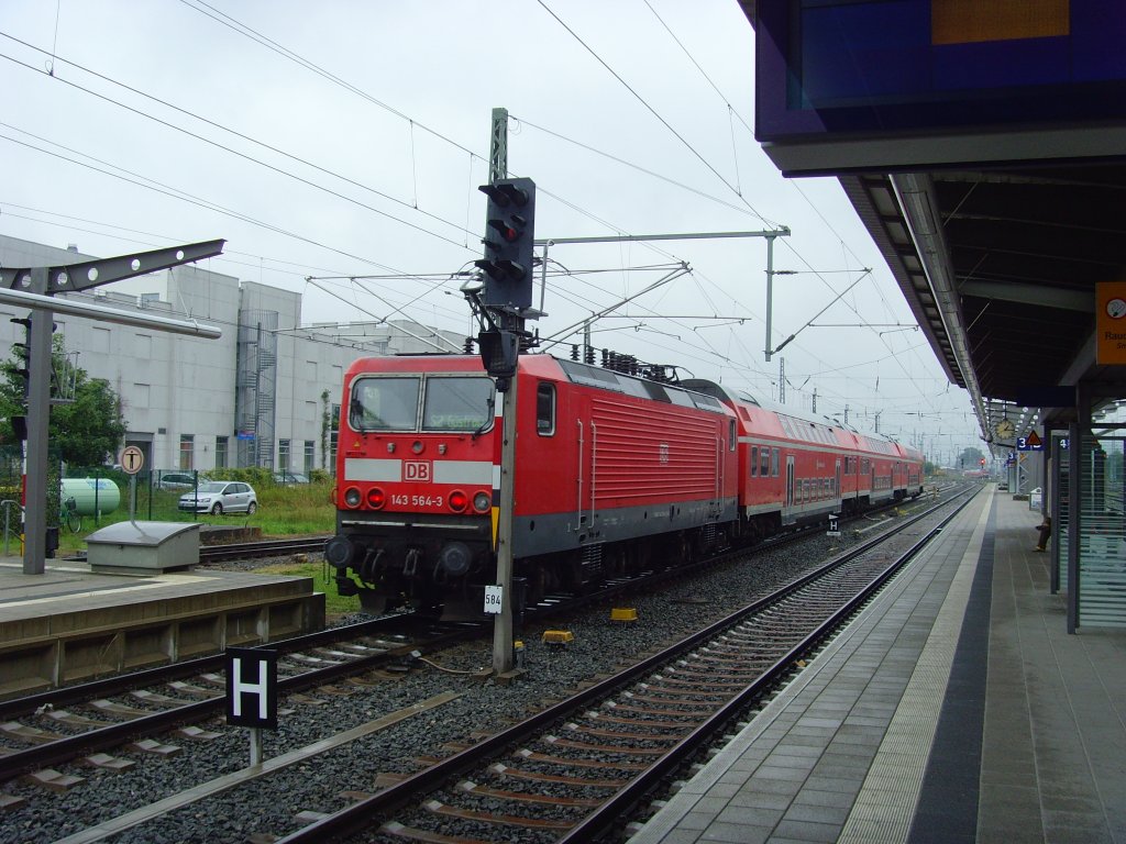 Doppelstockzug in Rostock, 2010